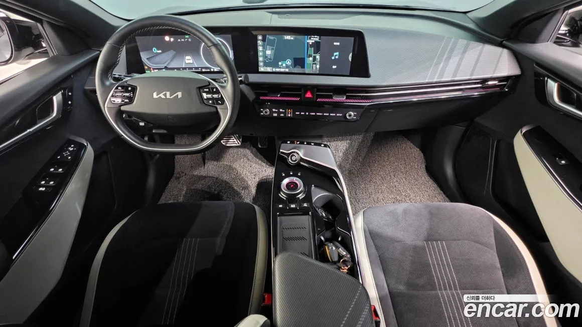 Kia EV6 — фото 9