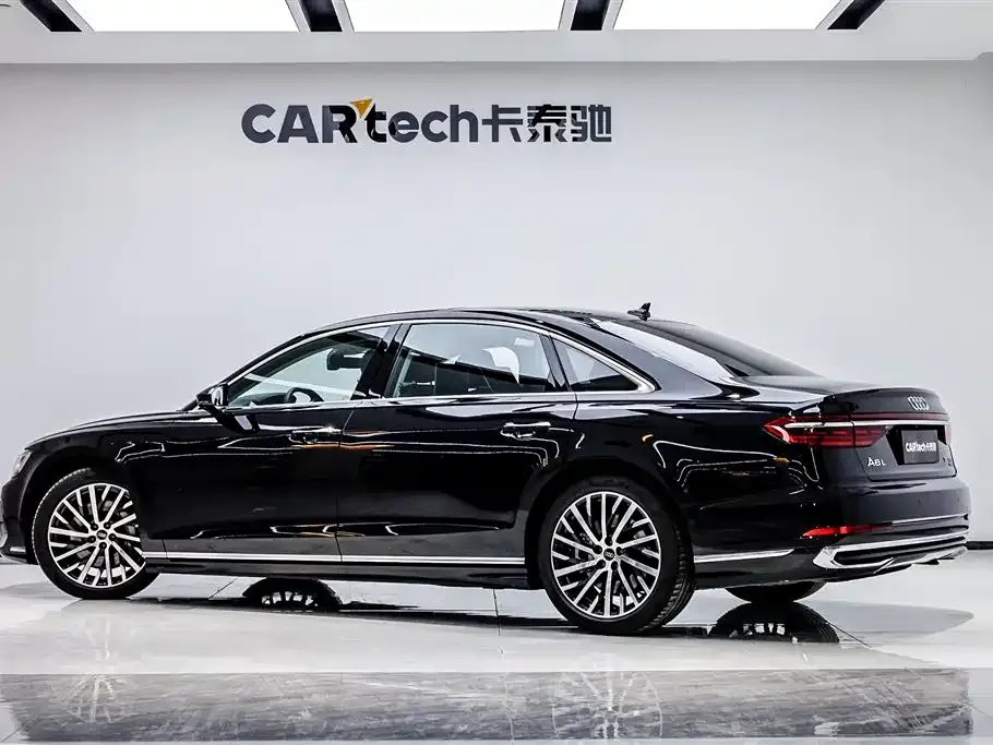 Audi A8 2024 из CN, фото 6