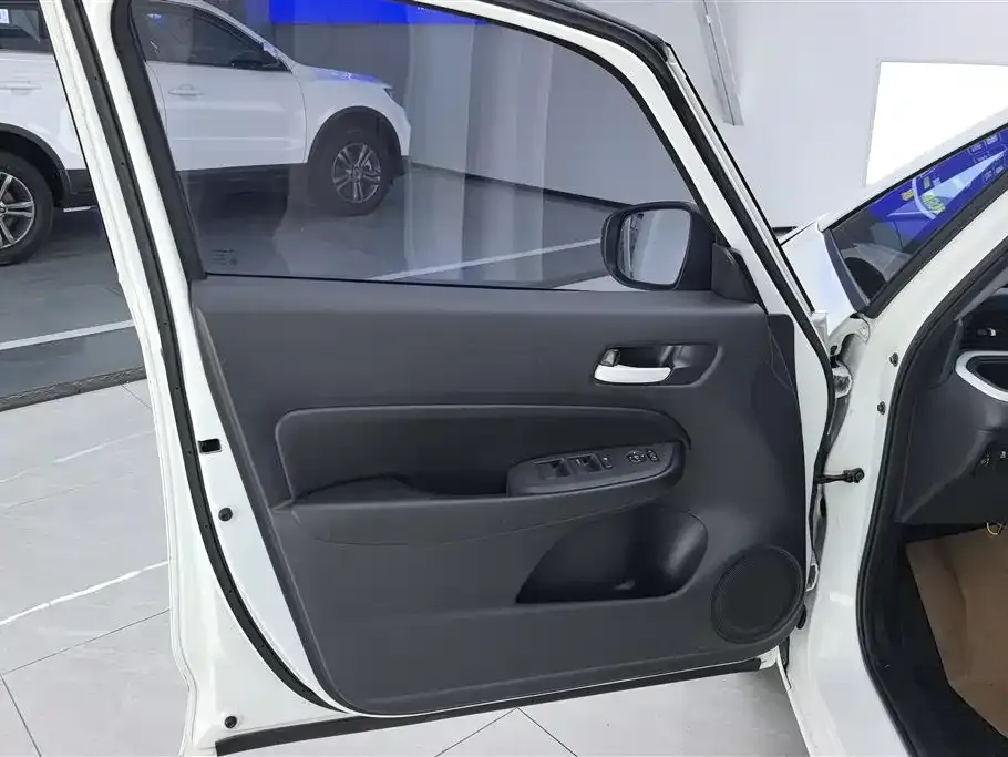 Honda Fit — фото 8