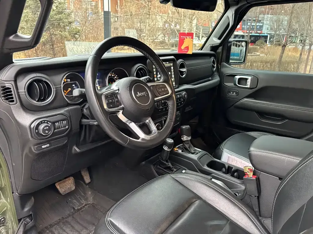 Jeep Gladiator 2023 из CN, фото 9