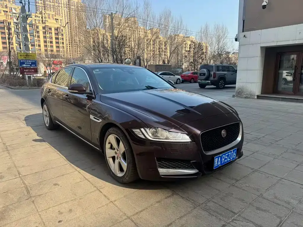 Jaguar XFL — фото 10