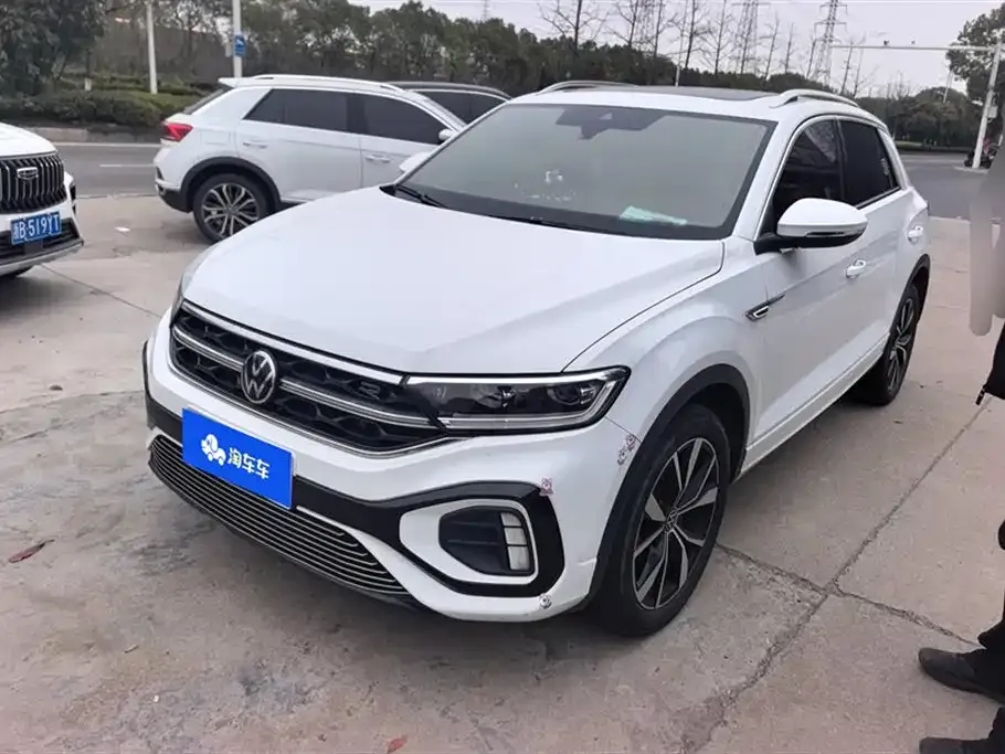 Volkswagen T-Roc 2023 из CN, фото 1