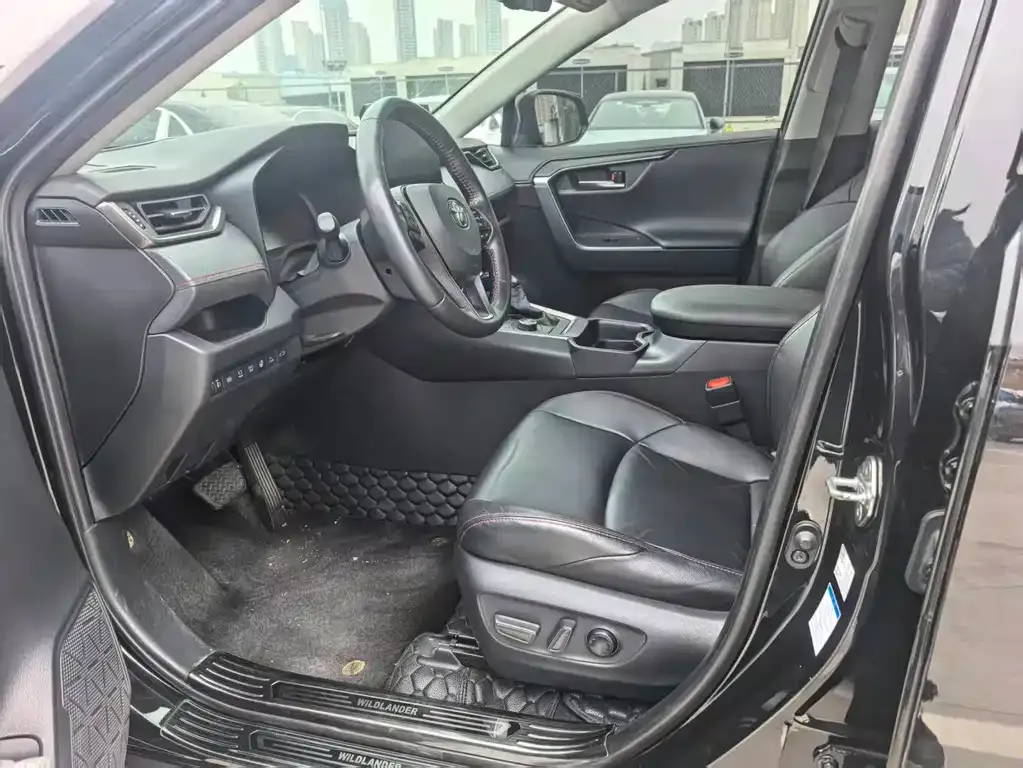 Toyota Wildlander New Energy 2021 из CN, фото 7