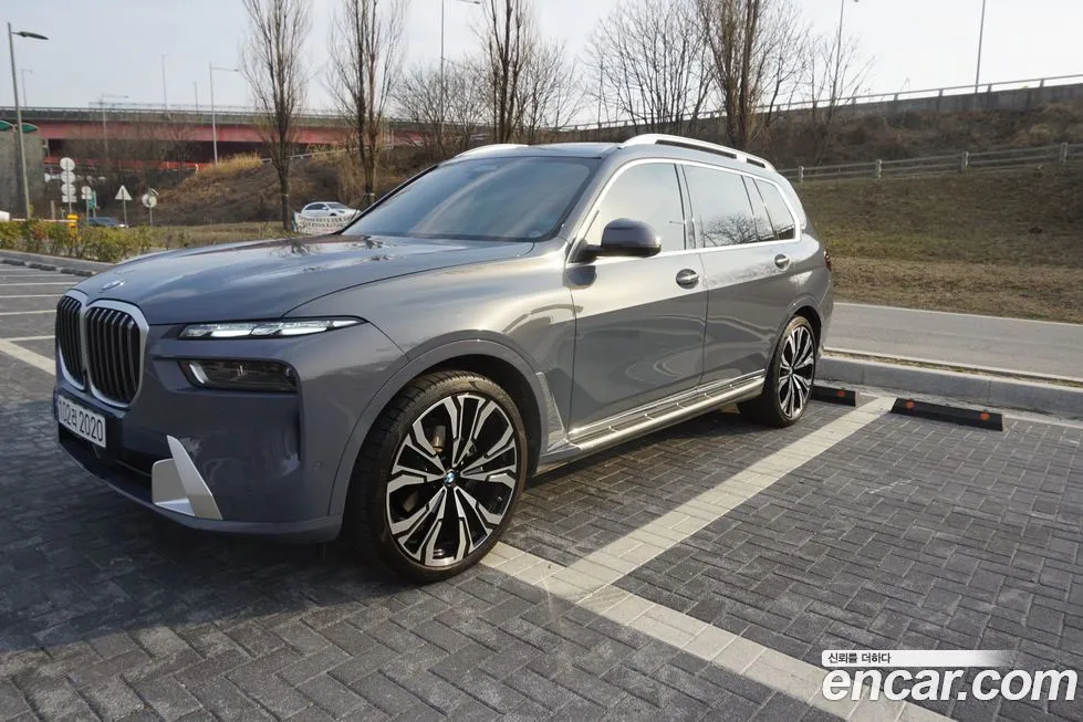 BMW X7