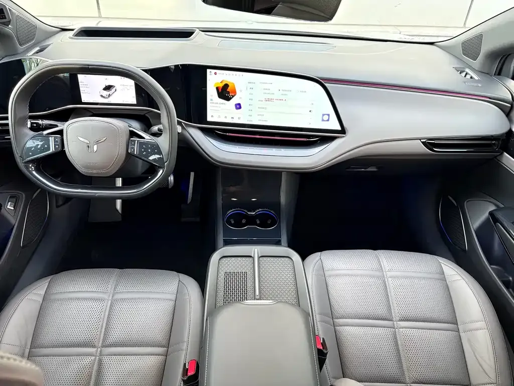 Hongqi EH7 2024 из CN, фото 10