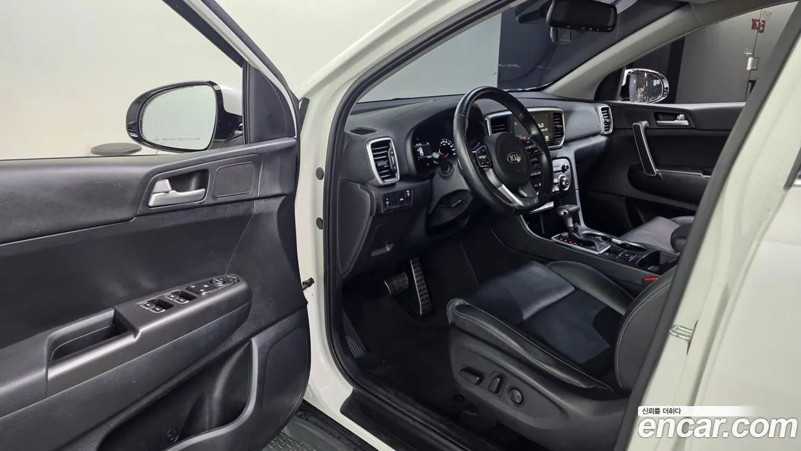 Kia Sportage — фото 6