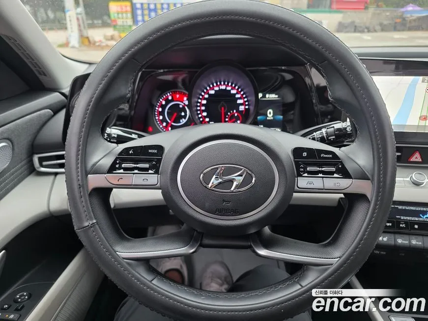 Hyundai AVANTE — фото 8