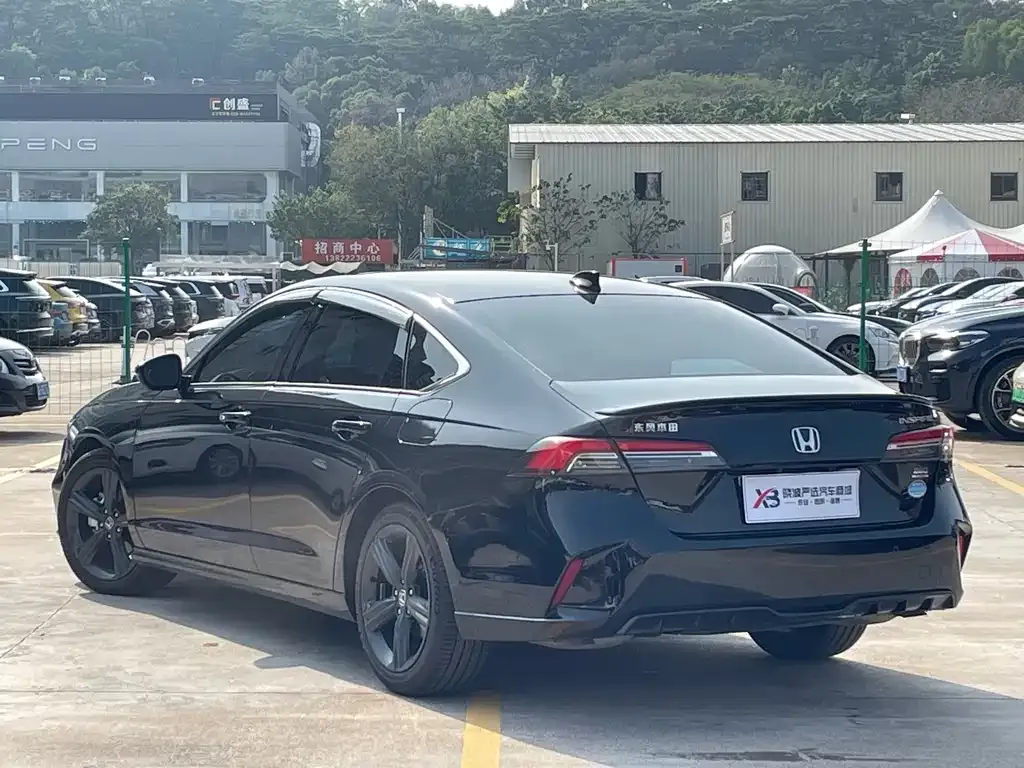 Honda Inspire — фото 10
