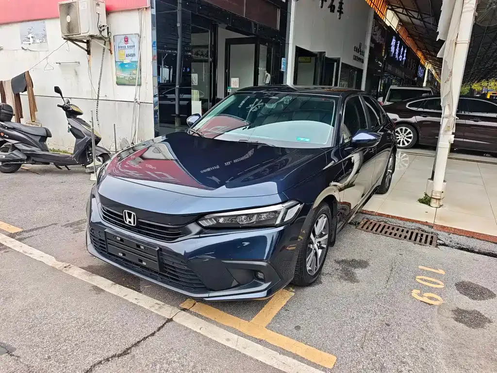 Honda Civic — фото 8
