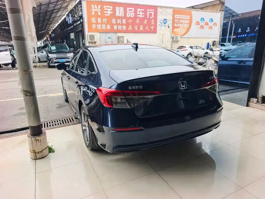Honda Civic — фото 5
