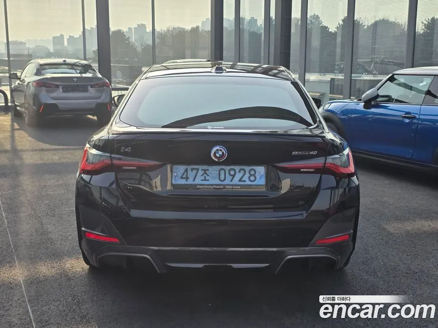 BMW i4 2023 из KR, фото 2