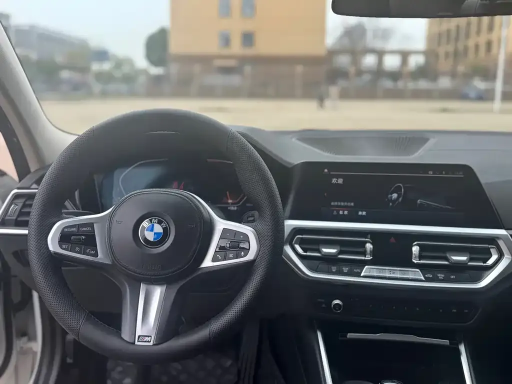 BMW 3 Series 2022 из CN, фото 3