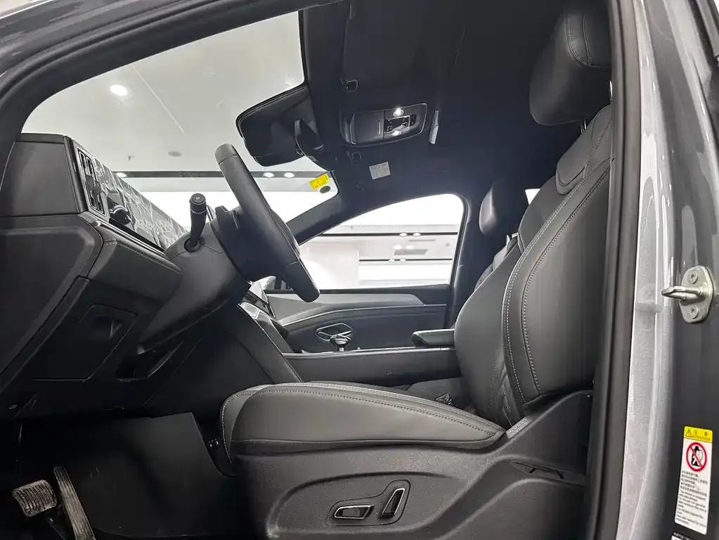 BYD L DM-i 2025 из CN, фото 5