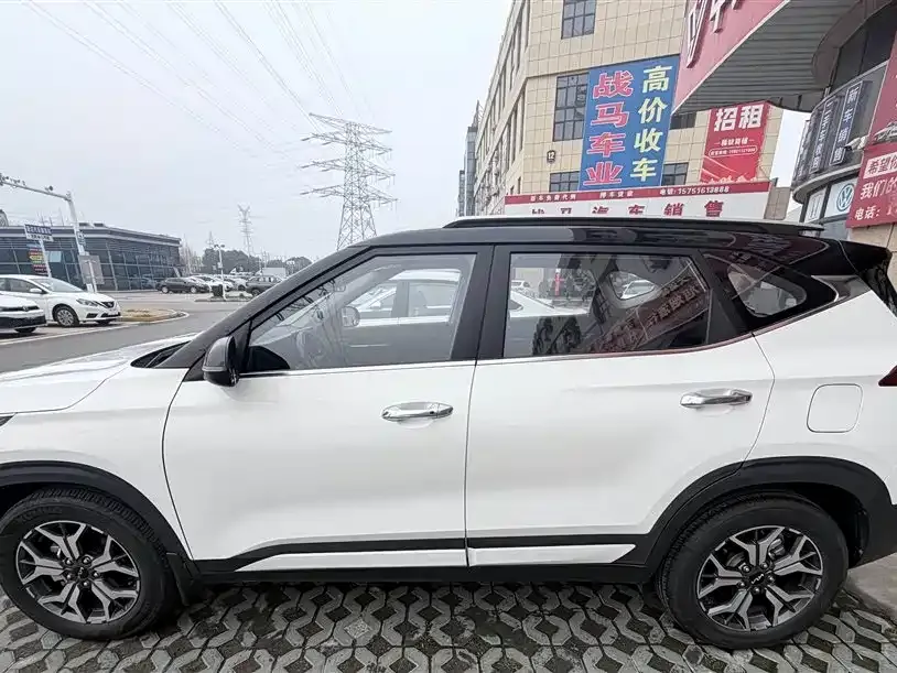Kia KX3 2021 из CN, фото 3