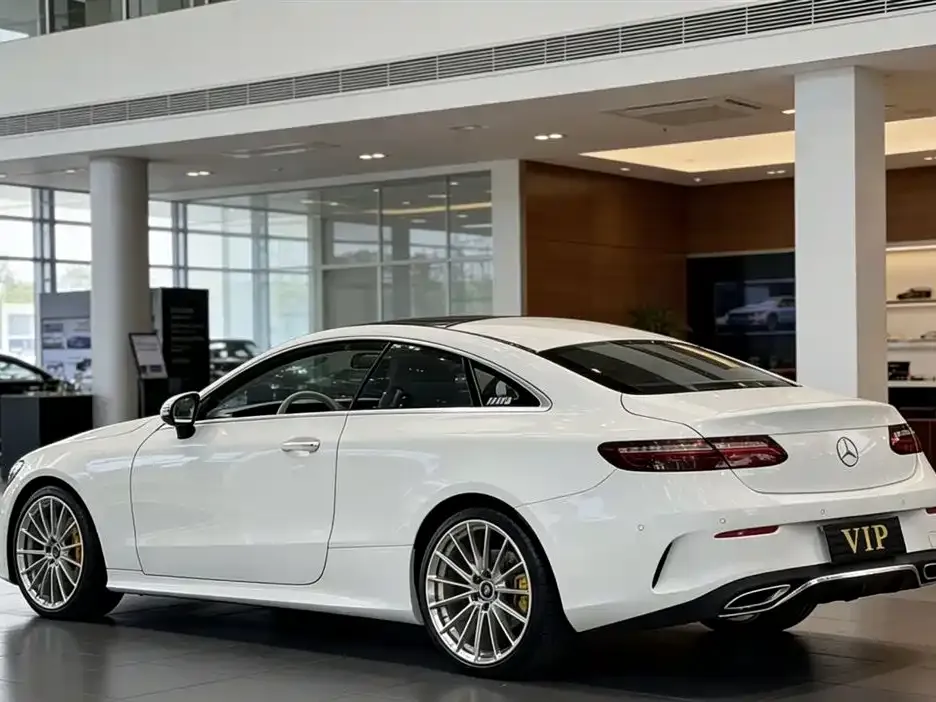 Mercedes-Benz E-Class (Import) — фото 4