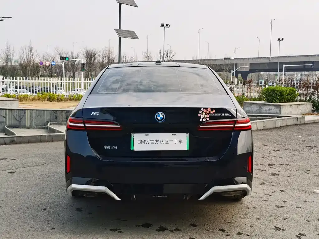 BMW i5 2025 из CN, фото 4