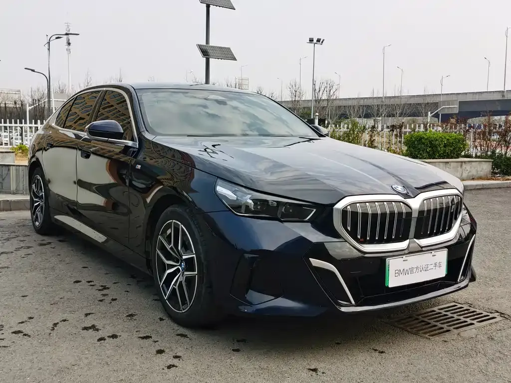 BMW i5 2025 из CN, фото 9