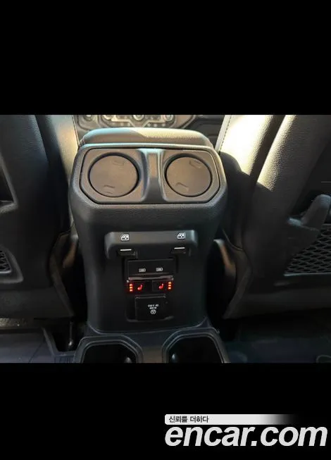 Jeep Gladiator 2022 из KR, фото 5
