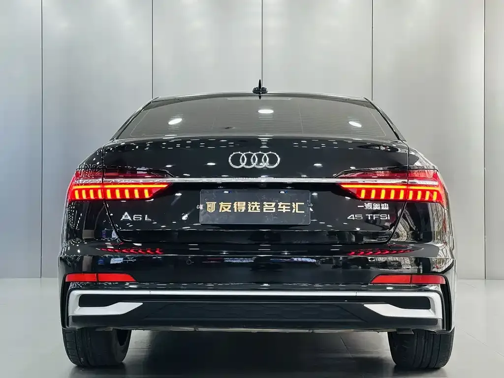 Audi A6L — фото 6
