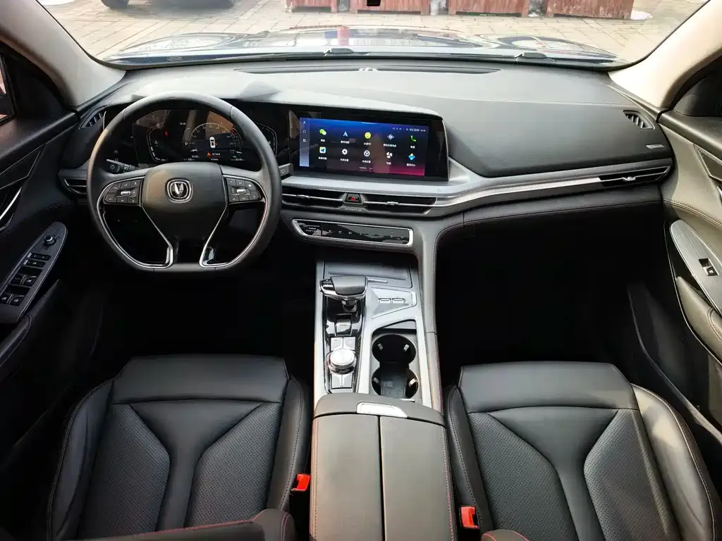 Changan CS75PLUS — фото 3