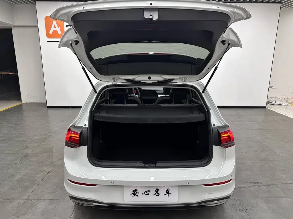 Volkswagen Golf 2021 из CN, фото 10
