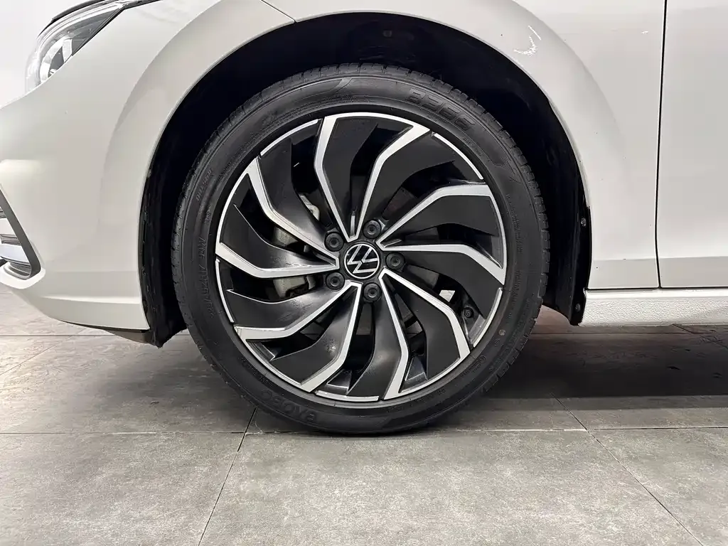 Volkswagen Golf 2021 из CN, фото 5
