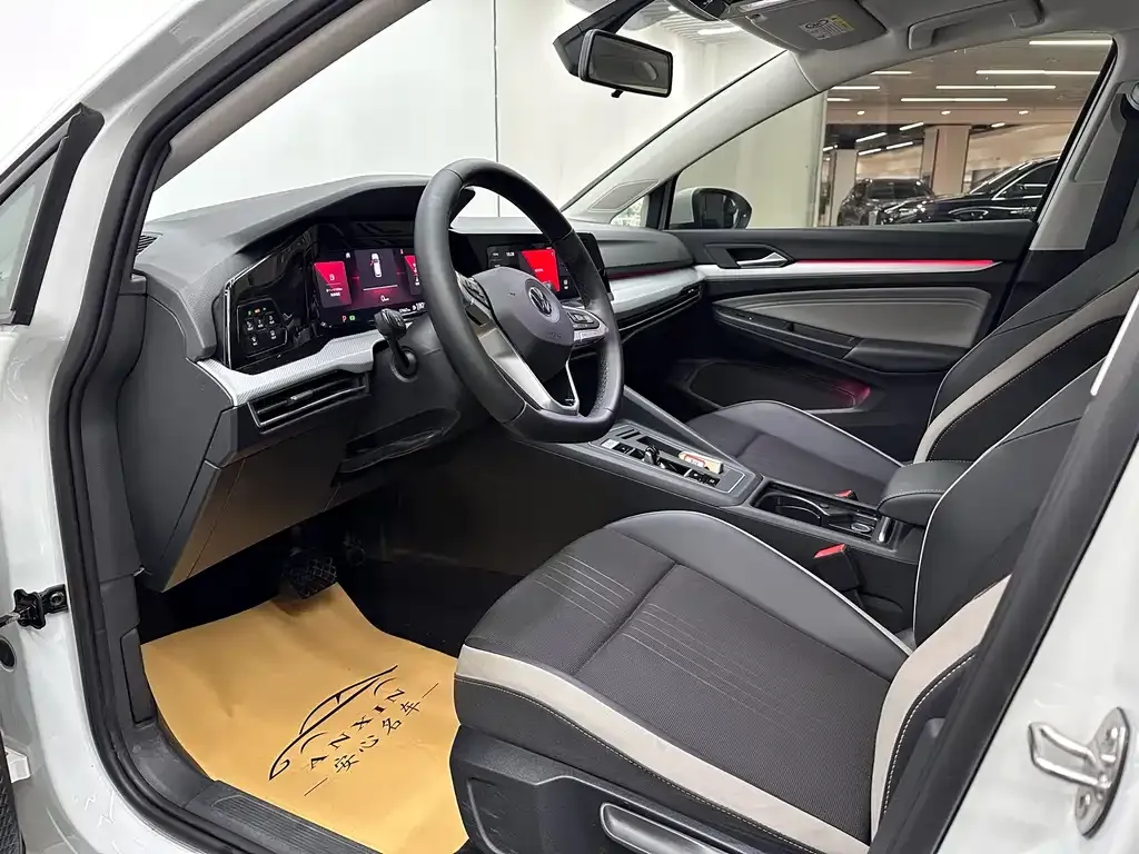 Volkswagen Golf 2021 из CN, фото 9
