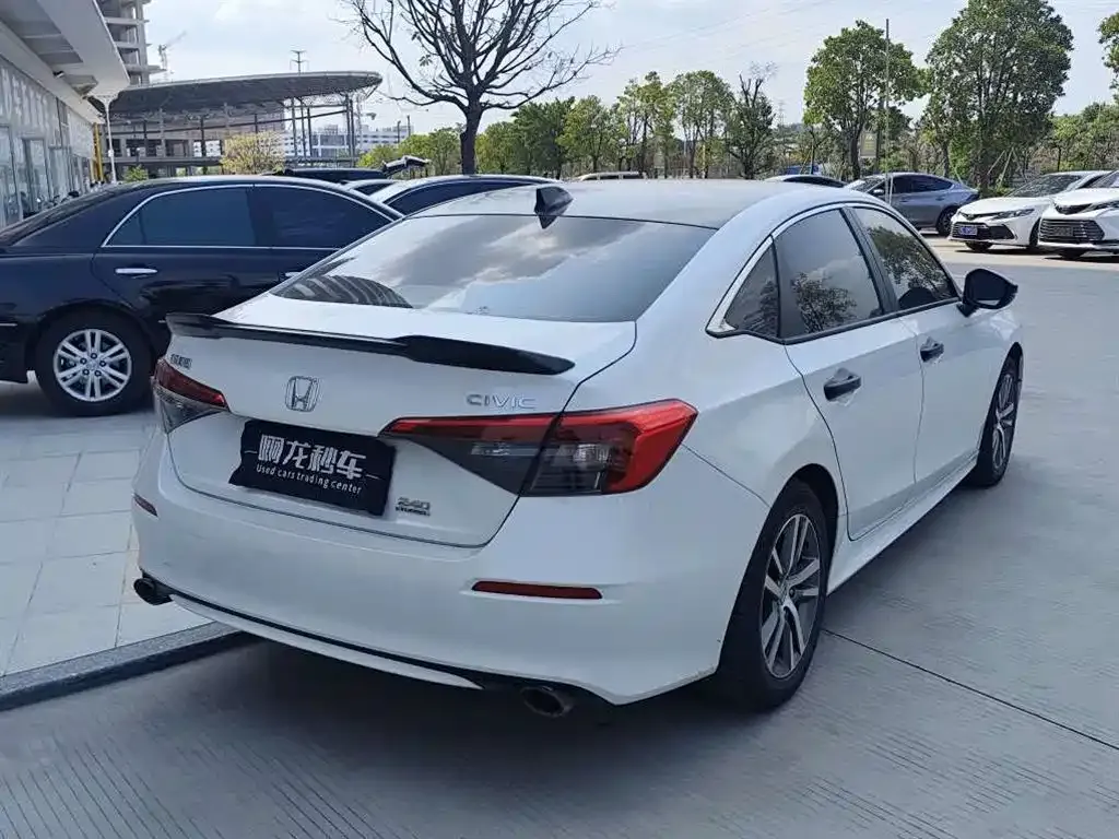 Honda Civic — фото 6