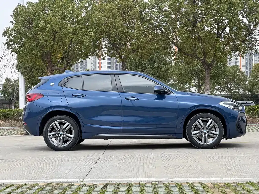 BMW X2 — фото 6