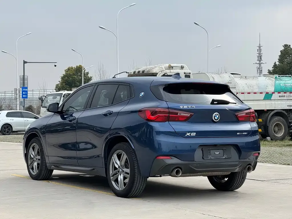 BMW X2 — фото 7
