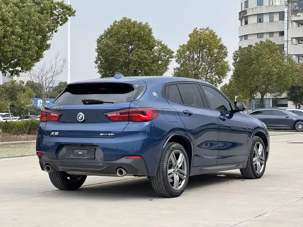 BMW X2 — фото 10