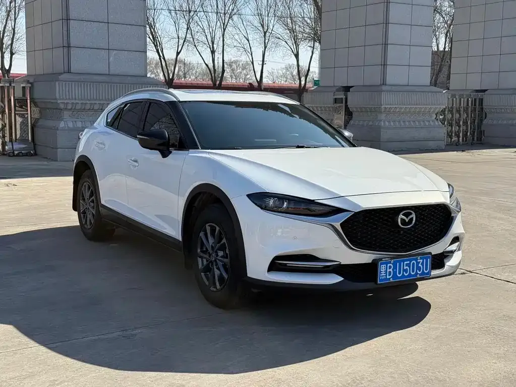 Mazda CX-4 2023 из CN, фото 3