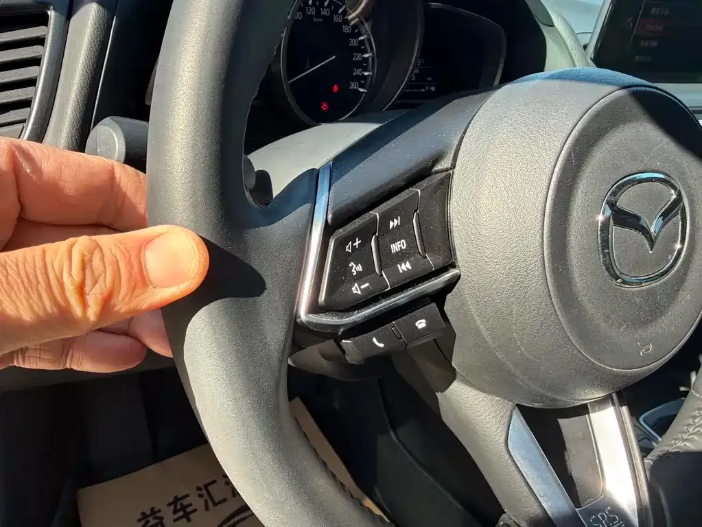 Mazda CX-4 2023 из CN, фото 7