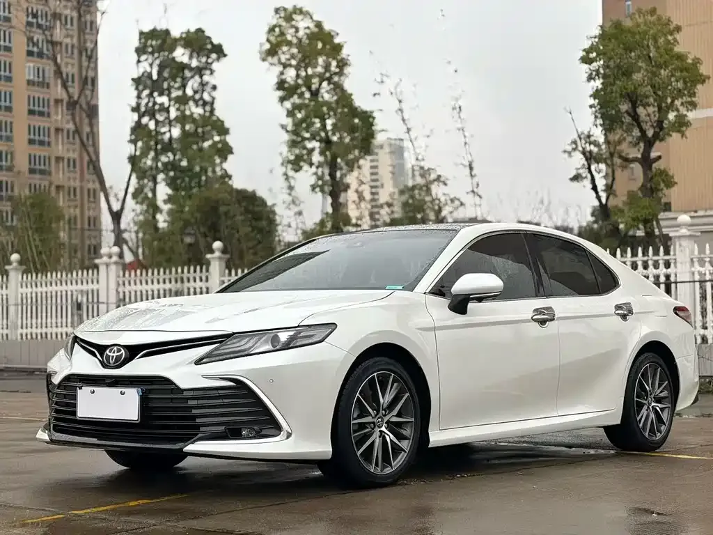 Toyota Camry 2022 из CN, фото 1