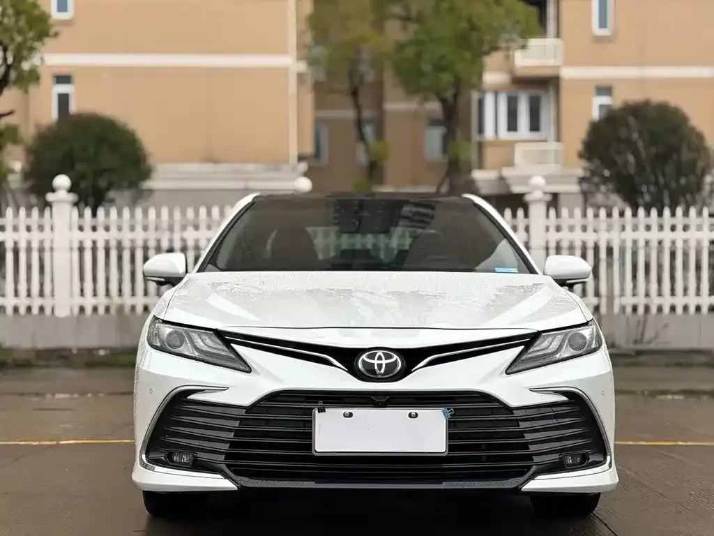 Toyota Camry 2022 из CN, фото 5