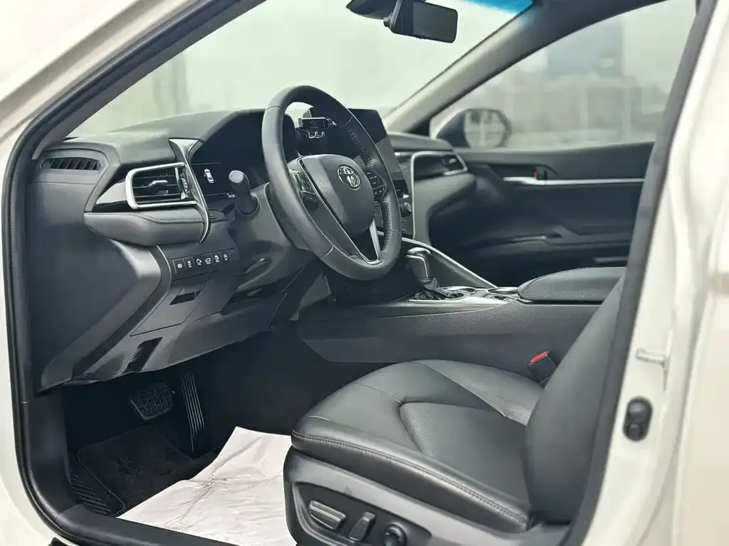 Toyota Camry 2022 из CN, фото 7