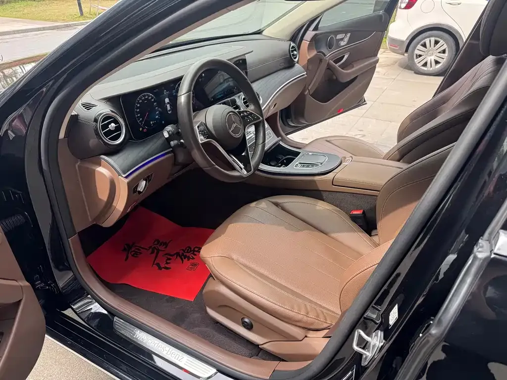 Mercedes-Benz E-Class 2023 из CN, фото 7