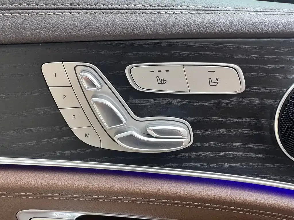 Mercedes-Benz E-Class 2023 из CN, фото 3