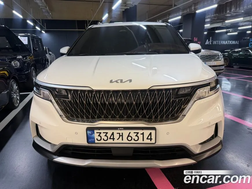 Kia Carnival — фото 10