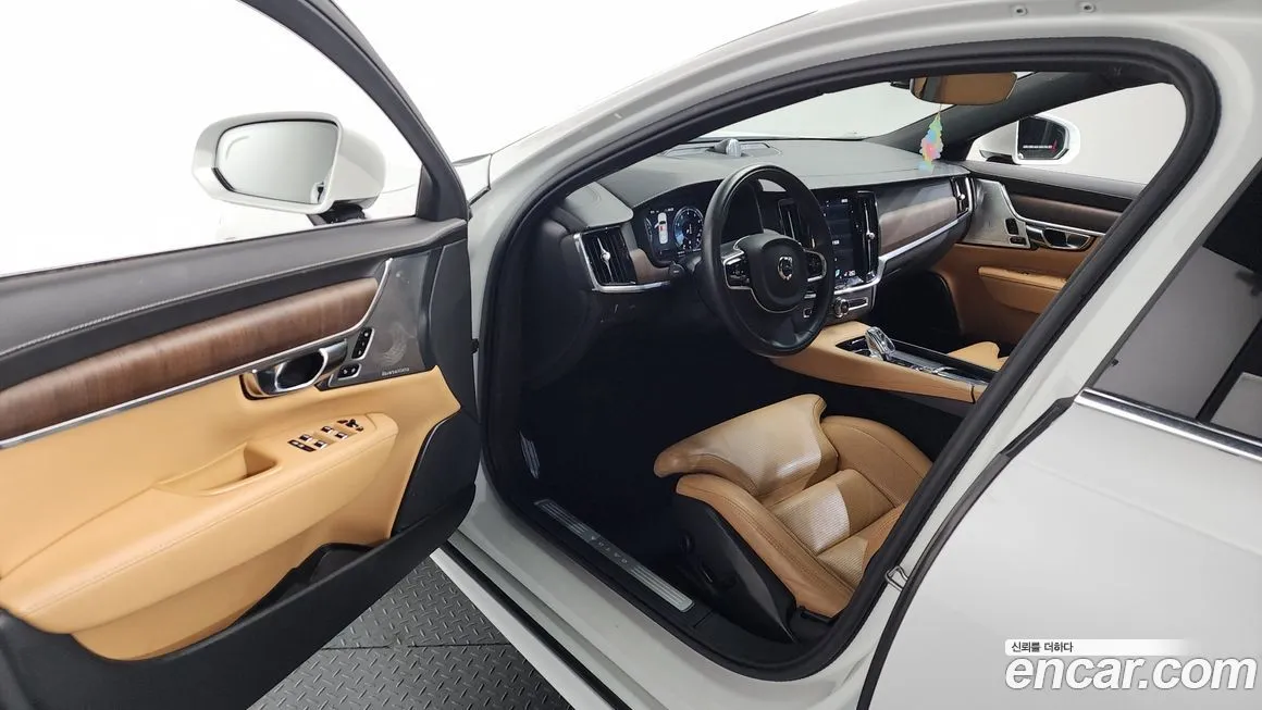 Volvo S90 2021 из KR, фото 9