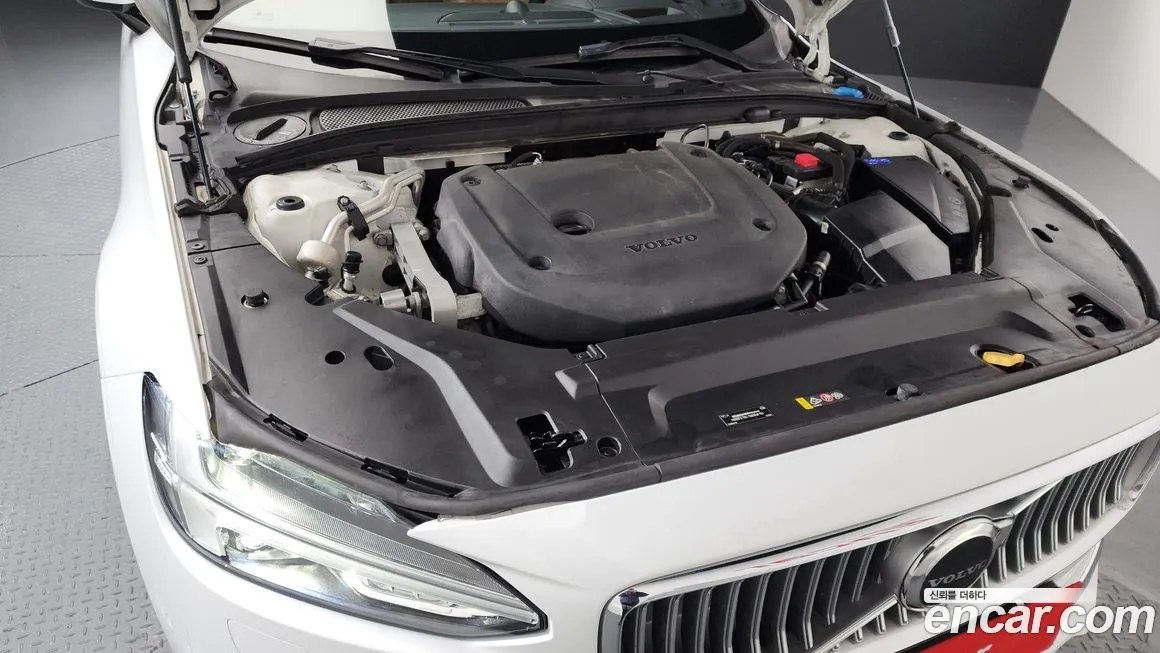 Volvo S90 2021 из KR, фото 4