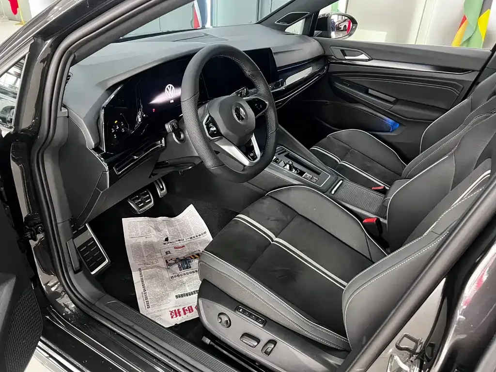 Volkswagen Golf 2022 из CN, фото 6