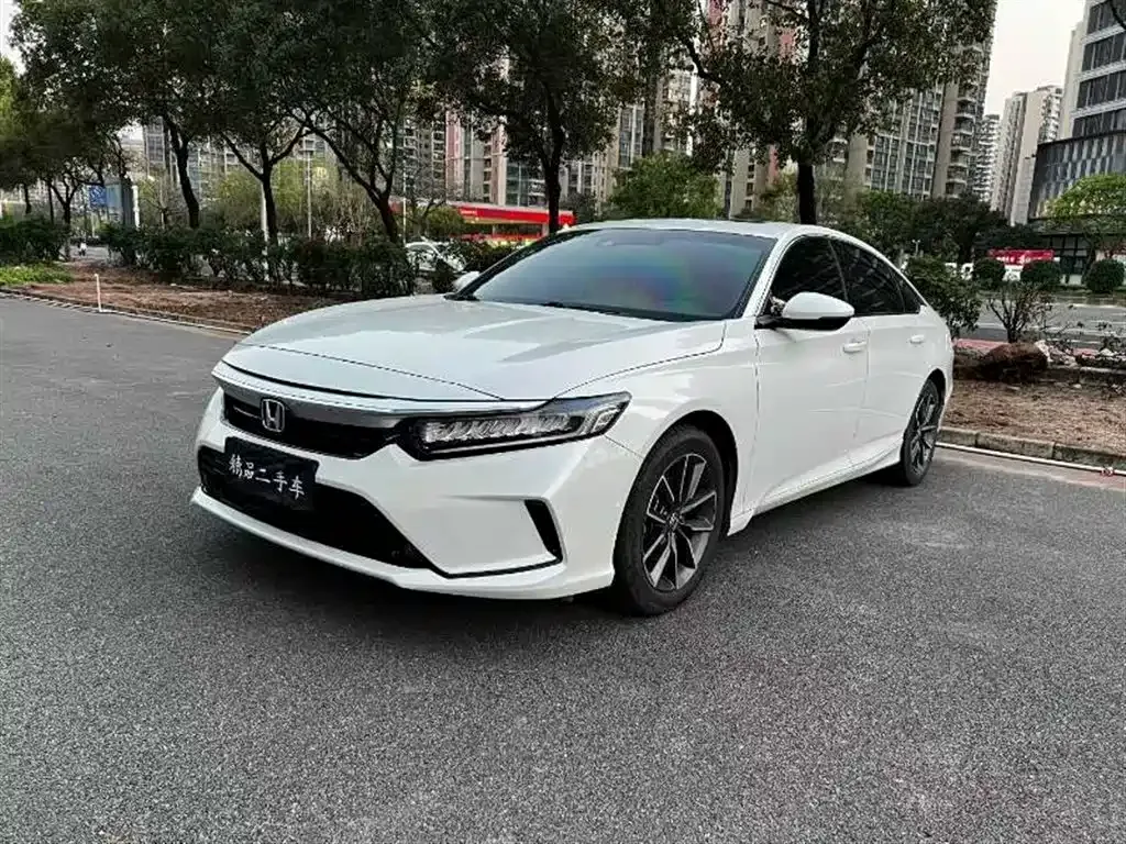 Honda Inspire — фото 1