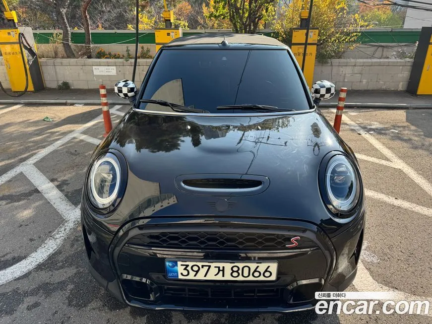 Mini Cooper Convertible 2022 из KR, фото 10