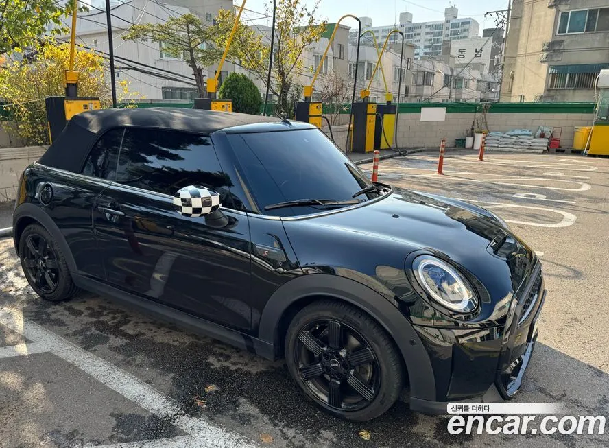 Mini Cooper Convertible 2022 из KR, фото 9