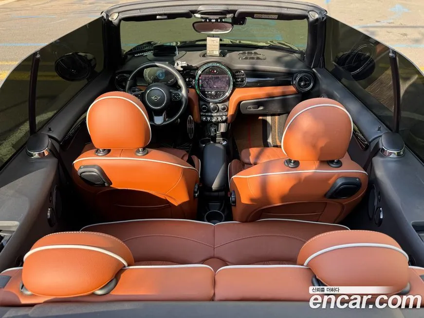 Mini Cooper Convertible 2022 из KR, фото 5