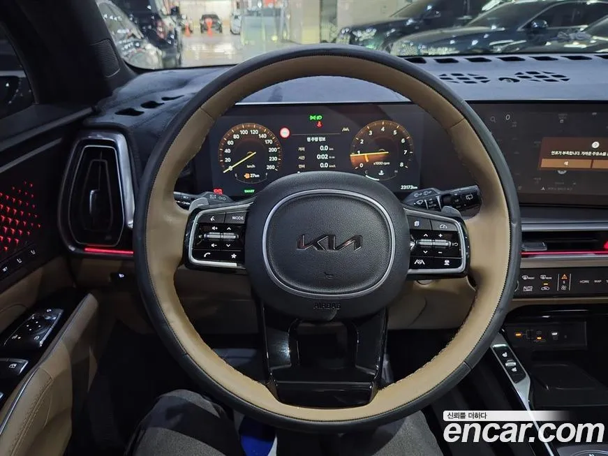 Kia Sorento — фото 7