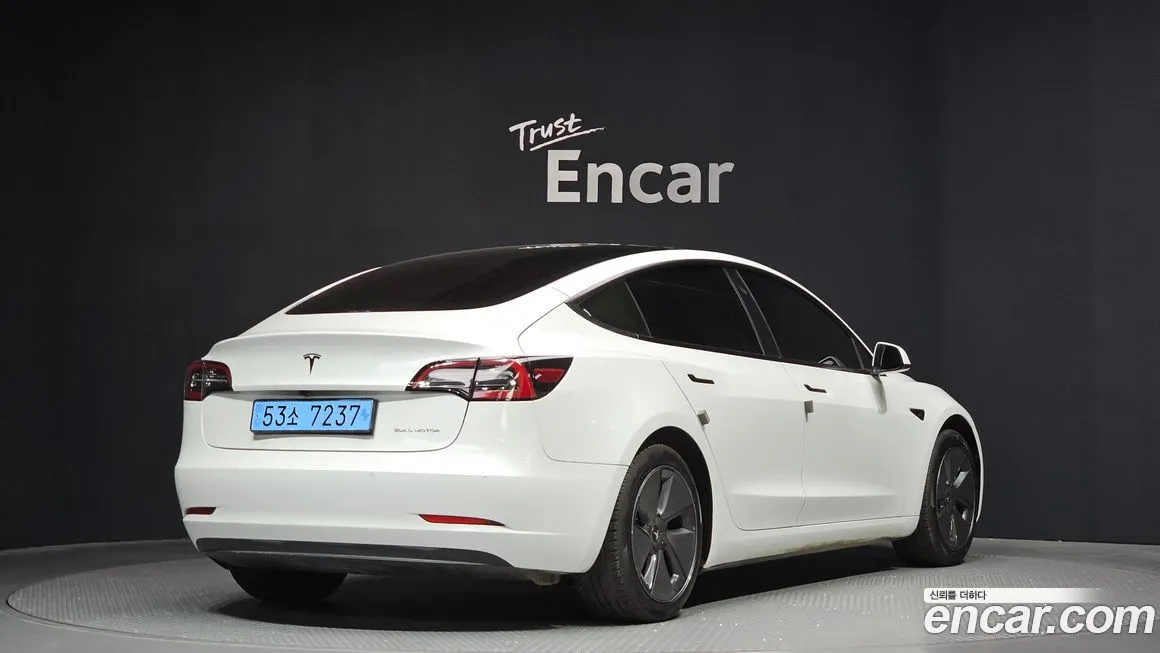 Tesla Model 3 2022 из KR, фото 3