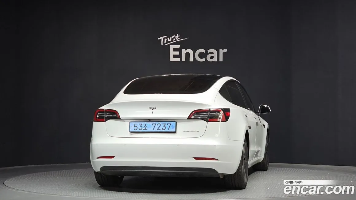 Tesla Model 3 2022 из KR, фото 9