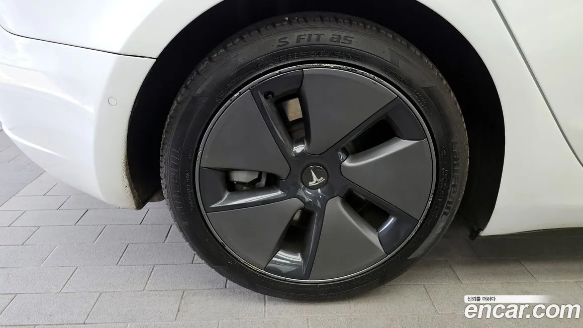 Tesla Model 3 2022 из KR, фото 8